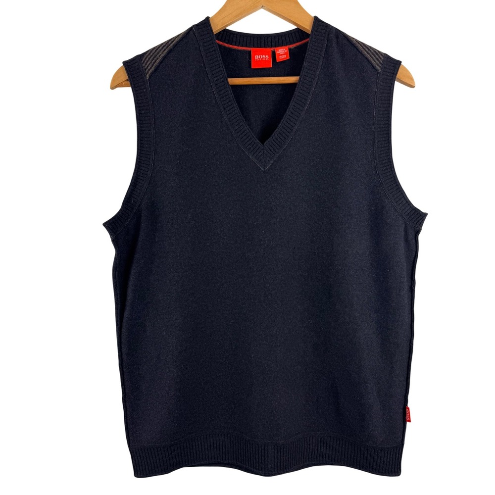 Hugo Boss Sweater Vest Mens Large Navy Blue 100% Virgin Wool V-Neck 50163981